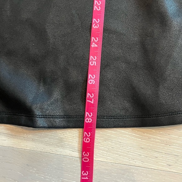 Lane‎ Bryant Faux Leather Look Black Illusion Peplum Top Size 18/20 - Picture 8 of 10